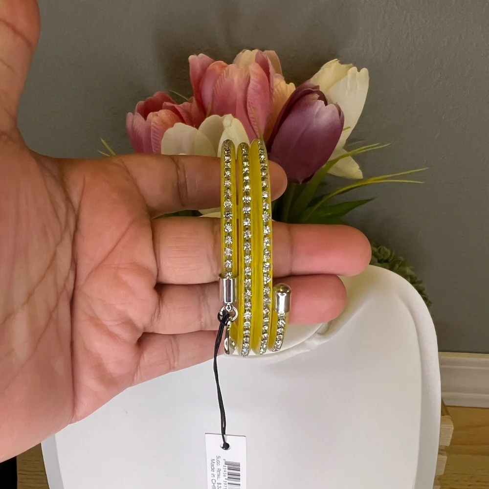 Marc by Marc Jacobs Slinky Yellow Bracelet - Picture 5 of 5
